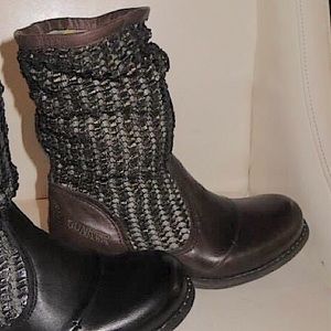 Bunker moto boots in brown distressed leather, metallic gold, warm fleece